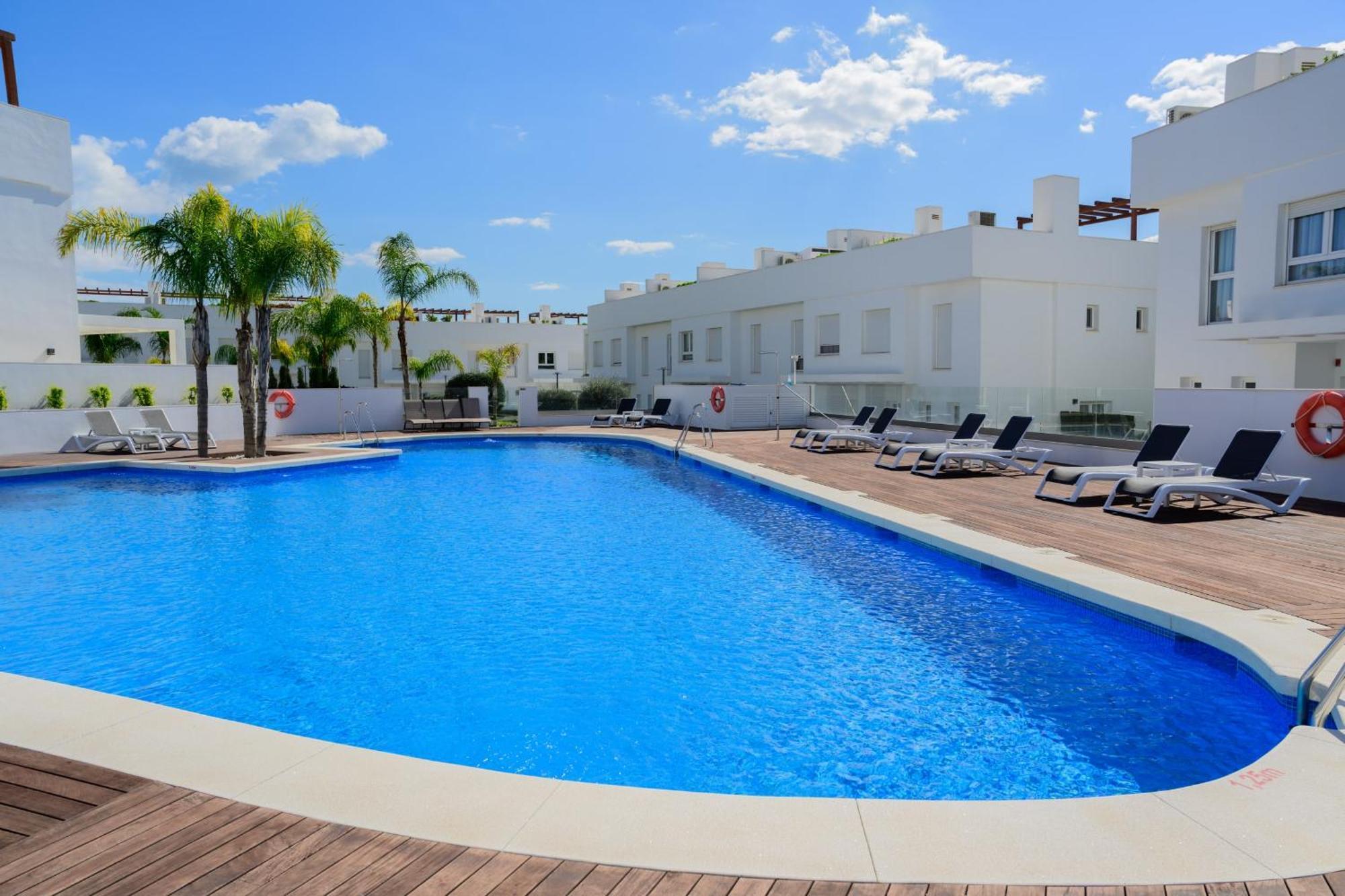 Impressive Brand New Townhouse In El Romeral Calahonda *